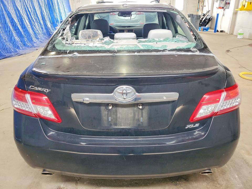 Foto 6 de la subasta – 2011 TOYOTA CAMRY con VIN 4T1BK3EK1BU122694