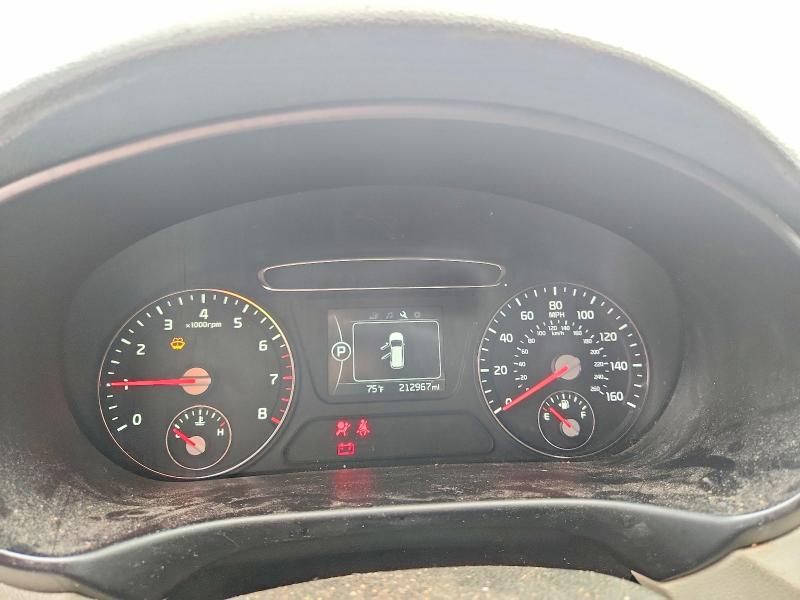 Photo 9 from auction – 2017 KIA SORENTO with VIN 5XYPG4A37HG285408