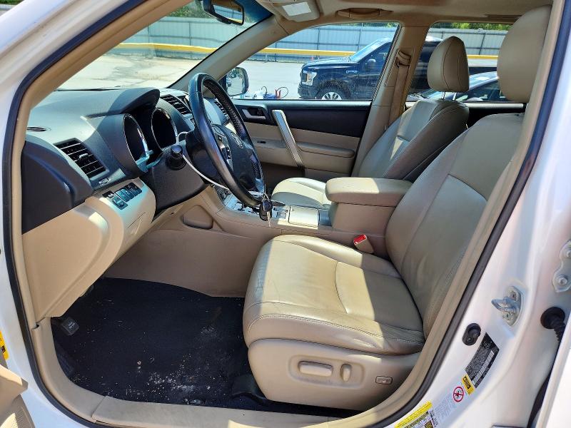 Photo 7 from auction – 2013 TOYOTA HIGHLANDER with VIN 5TDZK3EH0DS103648