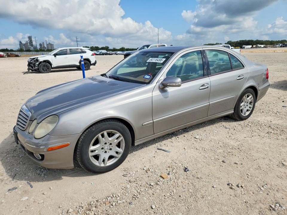 Zdjęcie 1 z aukcji – 2007 MERCEDES-BENZ E z VIN WDBUF22X97B046686