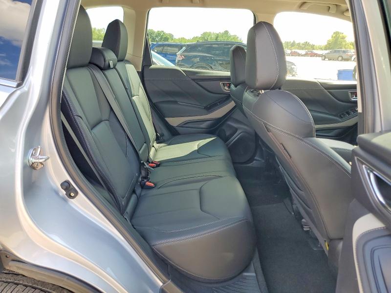 Photo 11 from auction – 2023 SUBARU FORESTER with VIN JF2SKAPC9PH469531