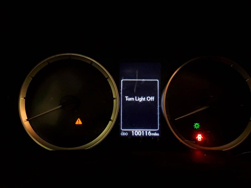 Photo 9 from auction – 2016 LEXUS IS with VIN JTHCM1D27G5004173