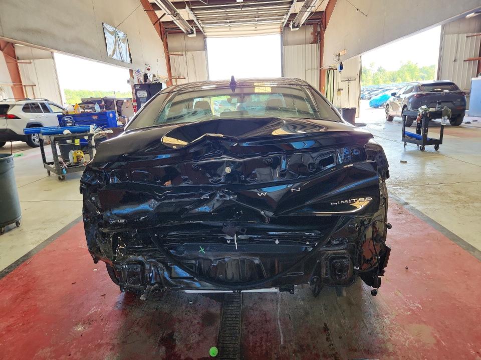 Photo 6 from auction – 2026 TOYOTA CROWN with VIN JTDAAAAF1T3040696