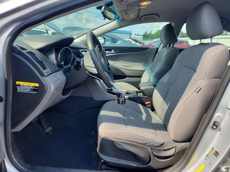 Photo 7 from auction – 2012 HYUNDAI SONATA with VIN 5NPEB4AC3CH341576