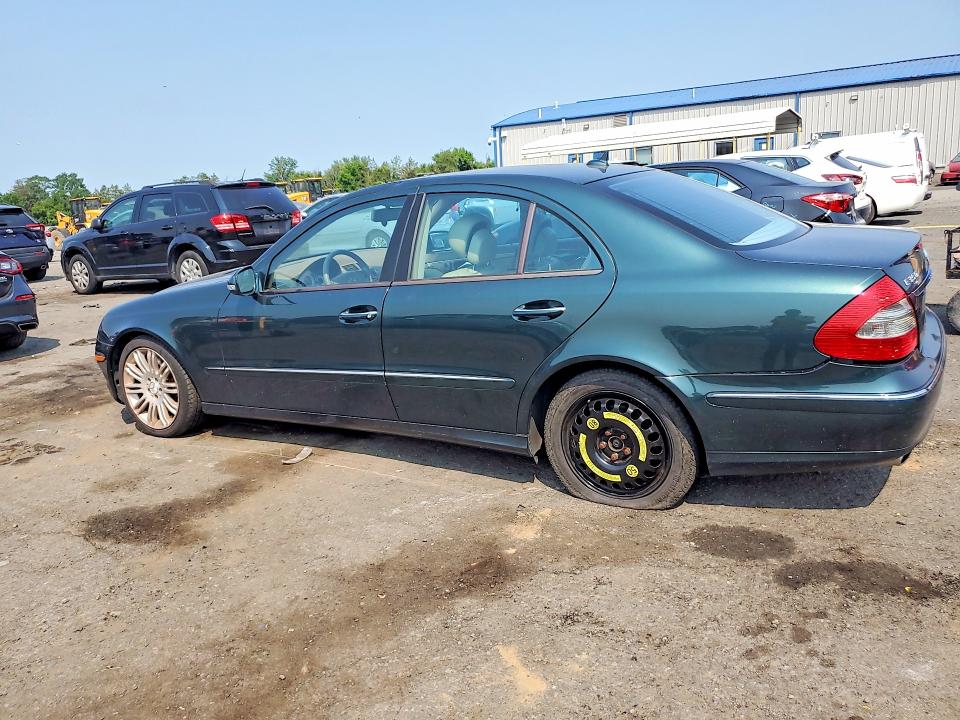 Photo 2 from auction – 2007 MERCEDES-BENZ E with VIN WDBUF87XX7B121956