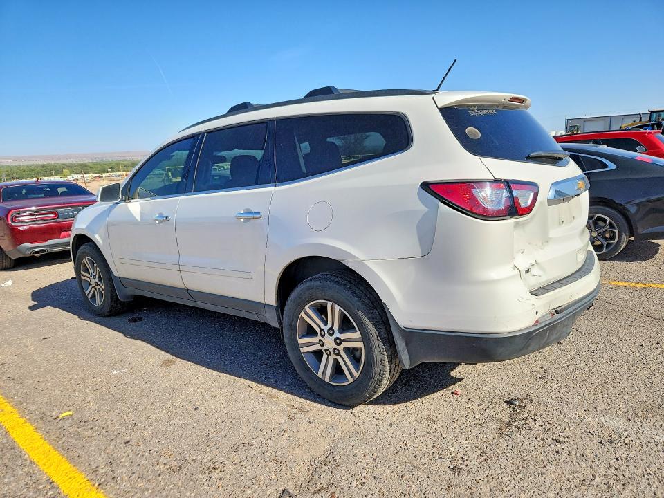 Photo 2 from auction – 2015 CHEVROLET TRAVERSE with VIN 1GNKVGKD5FJ275862