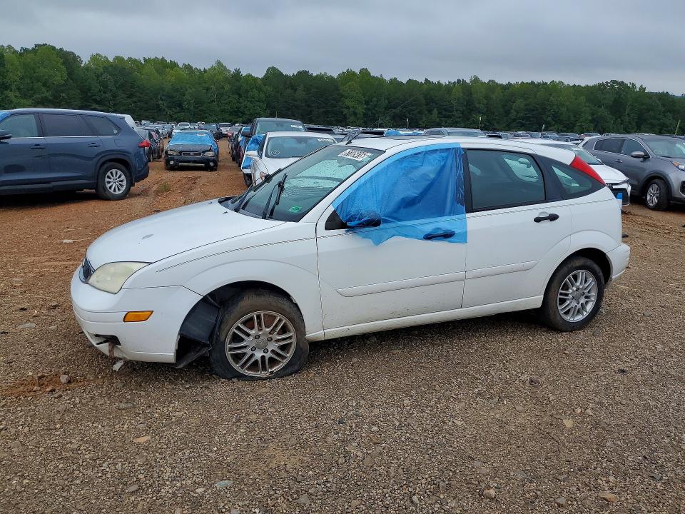 FORD FOCUS 2005 with VIN 3FAFP37N95R141526 - Photo from auction