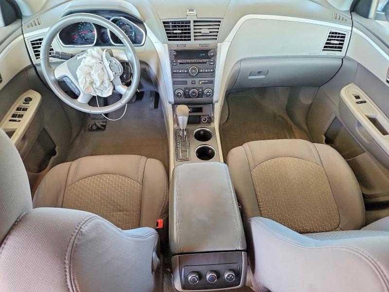 Photo 8 from auction – 2011 CHEVROLET TRAVERSE with VIN 1GNKRFED5BJ375691