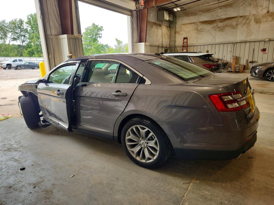 Photo 2 from auction – 2013 FORD TAURUS with VIN 1FAHP2F8XDG226699
