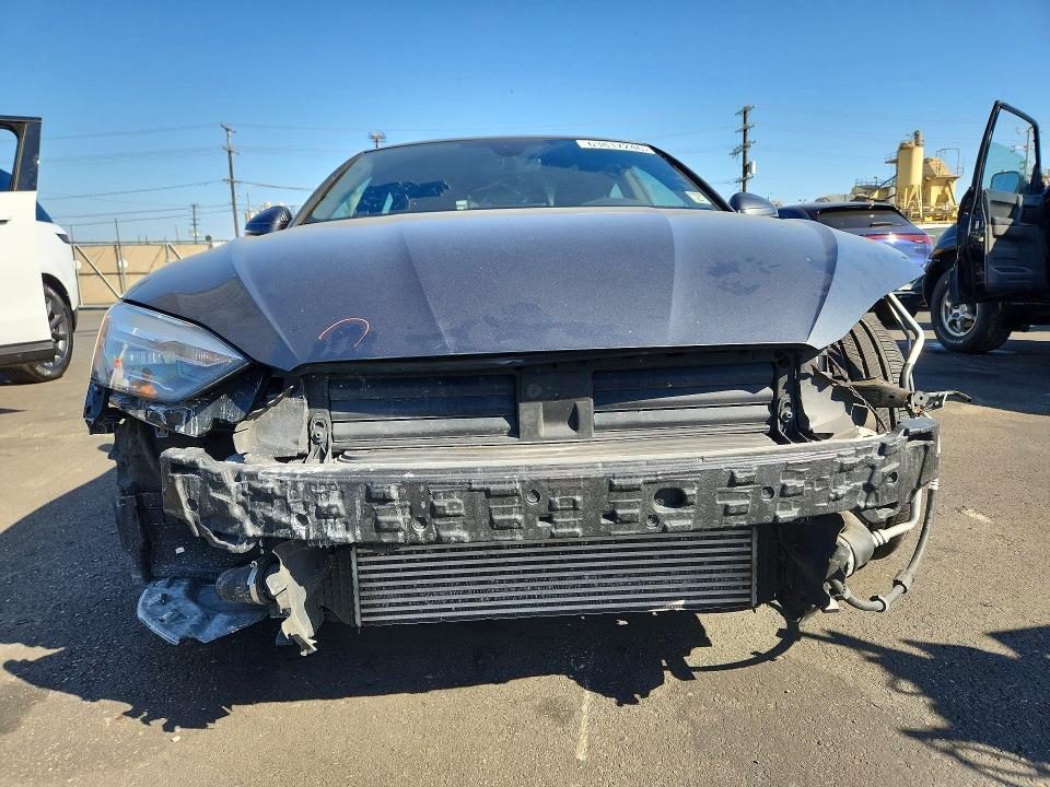 Photo 5 from auction – 2021 AUDI A5 with VIN WAUDACF53MA012188