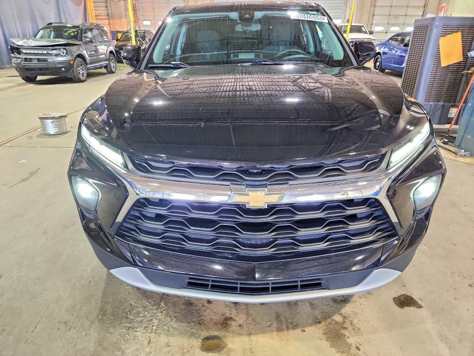 Photo 5 from auction – 2024 CHEVROLET BLAZER with VIN 3GNKBHR49RS221438