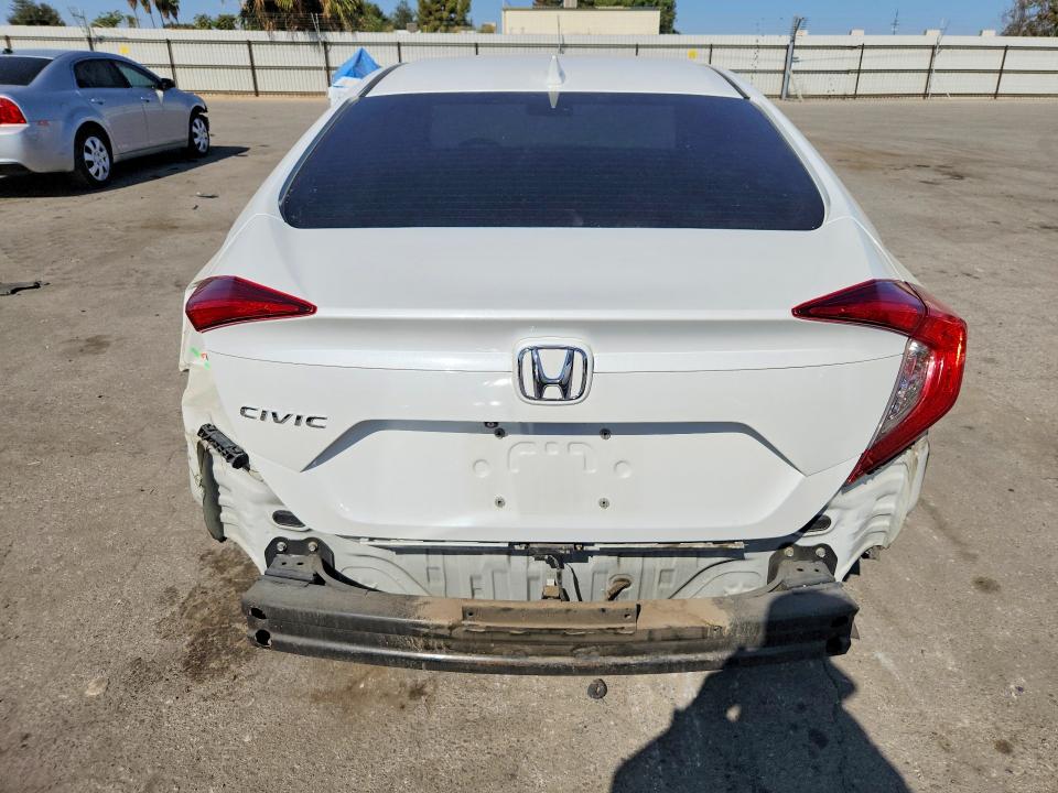 Photo 6 from auction – 2017 HONDA CIVIC with VIN 2HGFC2F70HH560241
