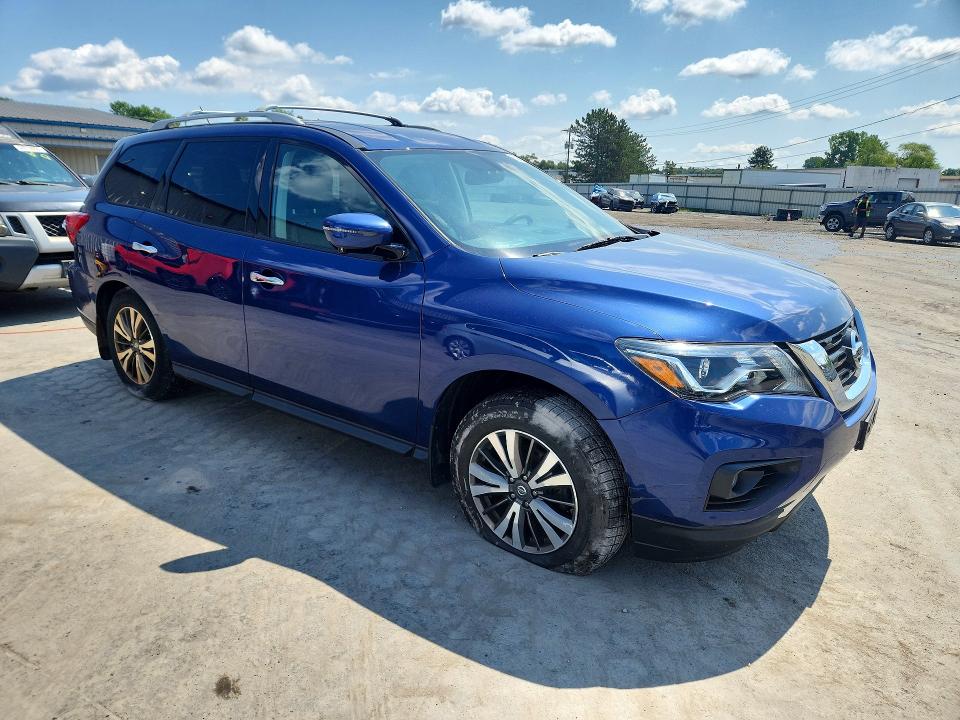 Photo 4 from auction – 2017 NISSAN PATHFINDER with VIN 5N1DR2MM3HC656229
