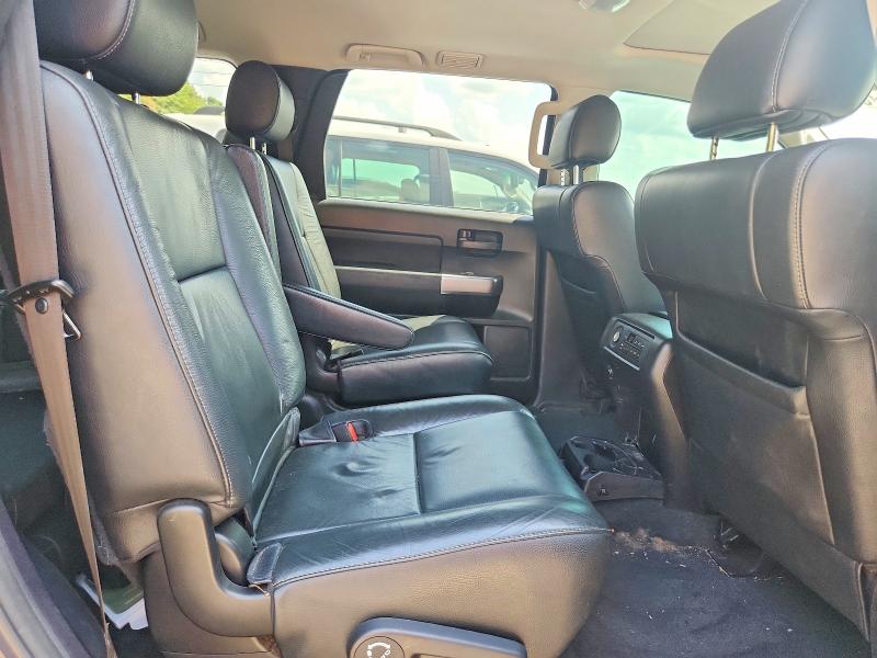 Photo 10 from auction – 2018 TOYOTA SEQUOIA with VIN 5TDBY5G12JS159940
