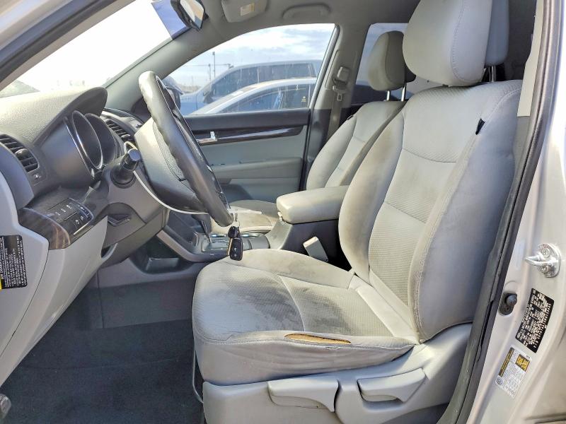 Photo 7 from auction – 2011 KIA SORENTO with VIN 5XYKT4A15BG155445