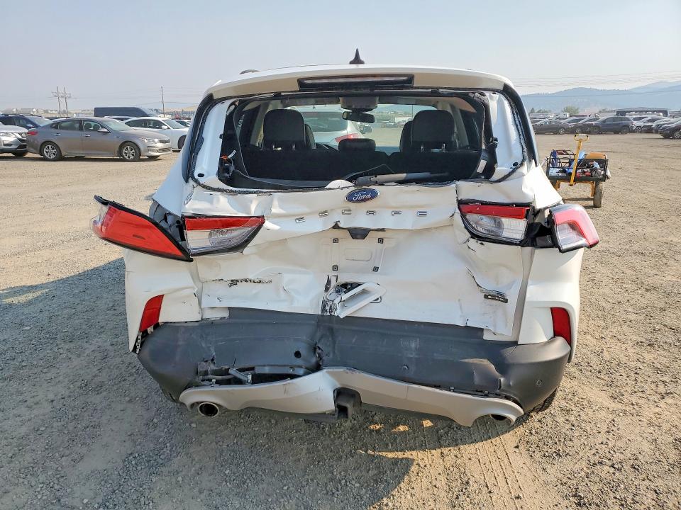 Photo 6 from auction – 2020 FORD ESCAPE with VIN 1FMCU9J90LUB92273