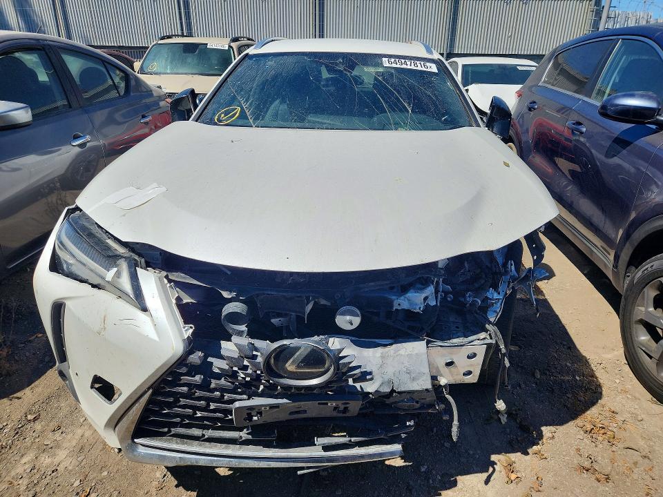Photo 5 from auction – 2022 LEXUS UX 200 with VIN JTHX3JBH0N2052690