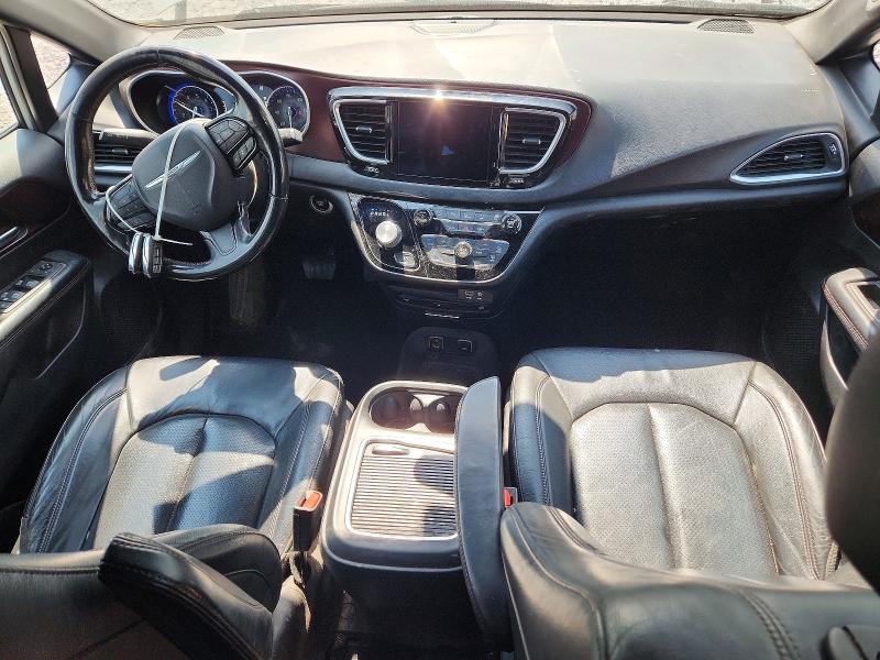 Фото 8 с аукциона – 2019 CHRYSLER PACIFICA с VIN 2C4RC1EG7KR746612