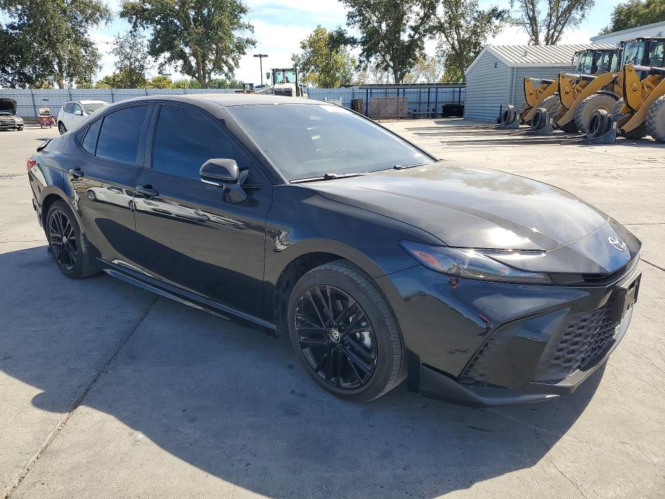 Photo 4 from auction – 2026 TOYOTA CAMRY with VIN 4T1DAACK3TU246213