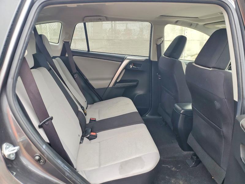 Photo 11 from auction – 2016 TOYOTA RAV4 with VIN JTMWFREV5GJ092924