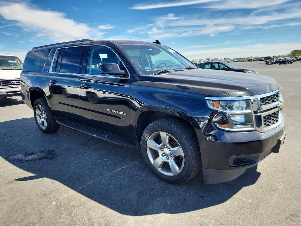 Photo 4 from auction – 2020 CHEVROLET SUBURBAN with VIN 1GNSCHKCXLR160867