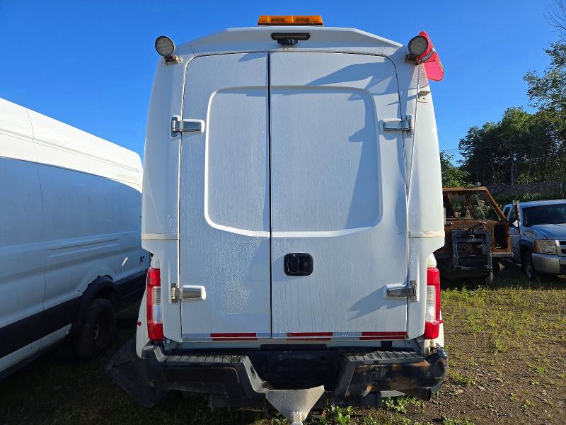 Photo 6 from auction – 2017 FORD F350 with VIN 1FT8X3D64HED36909