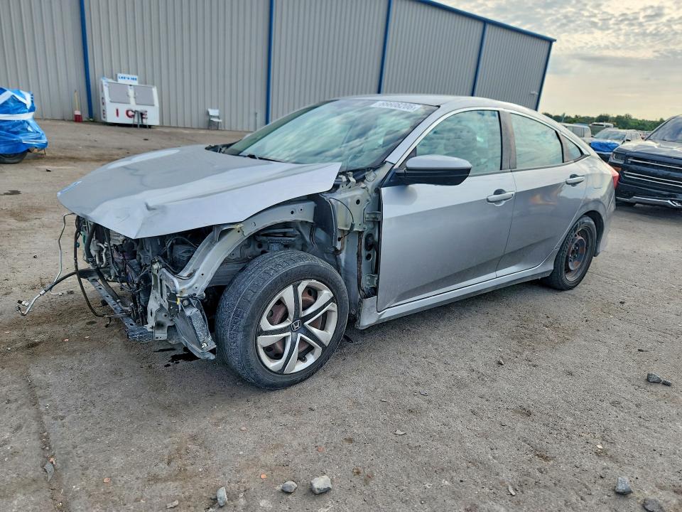 HONDA CIVIC 2018 with VIN 2HGFC2F59JH572330 - Photo from auction