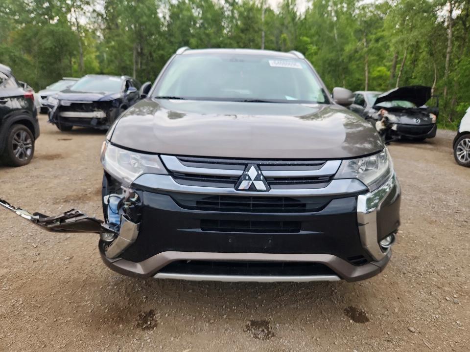 Photo 5 from auction – 2018 MITSUBISHI OUTLANDER with VIN JA4J24A58JZ616021