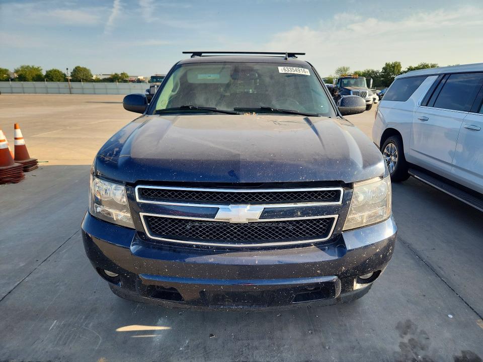 Photo 5 from auction – 2008 CHEVROLET SUBURBAN with VIN 3GNFK16358G204660