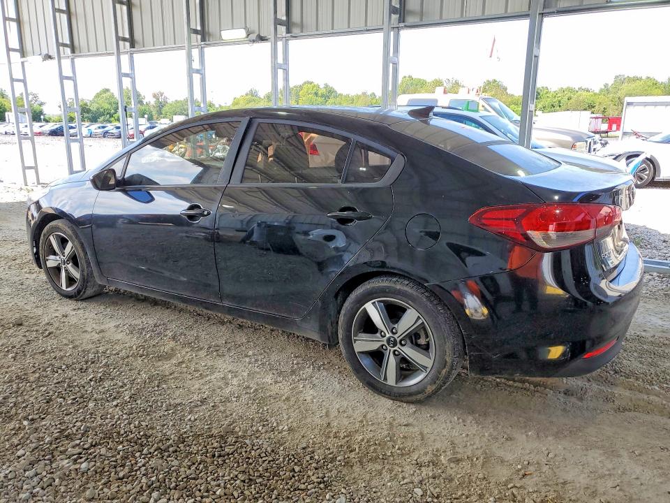 Photo 2 from auction – 2018 KIA FORTE LX with VIN 3KPFL4A78JE174931