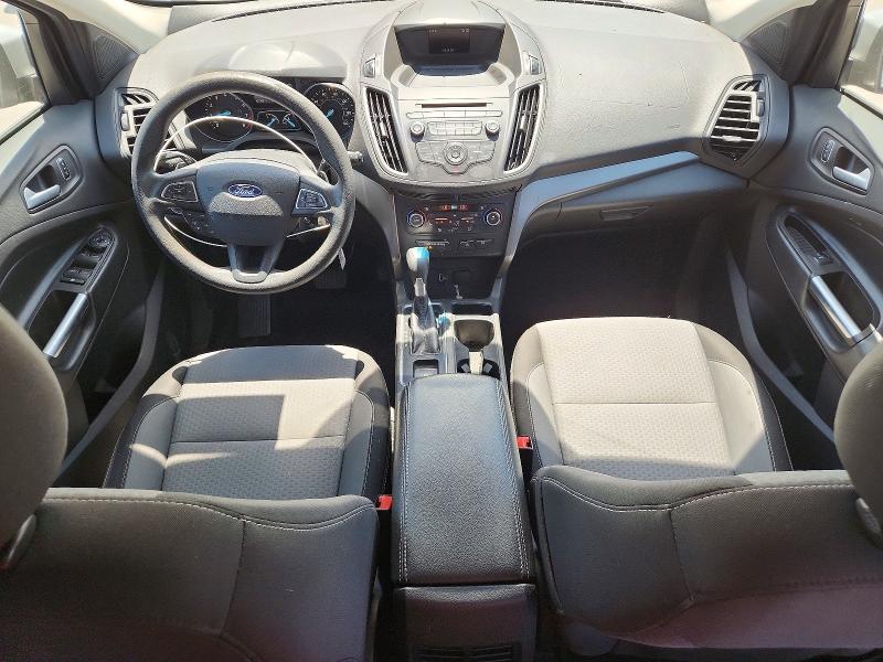 صورة رقم 8 من المزاد - 2017 FORD ESCAPE مع VIN 1FMCU0GD0HUE13868