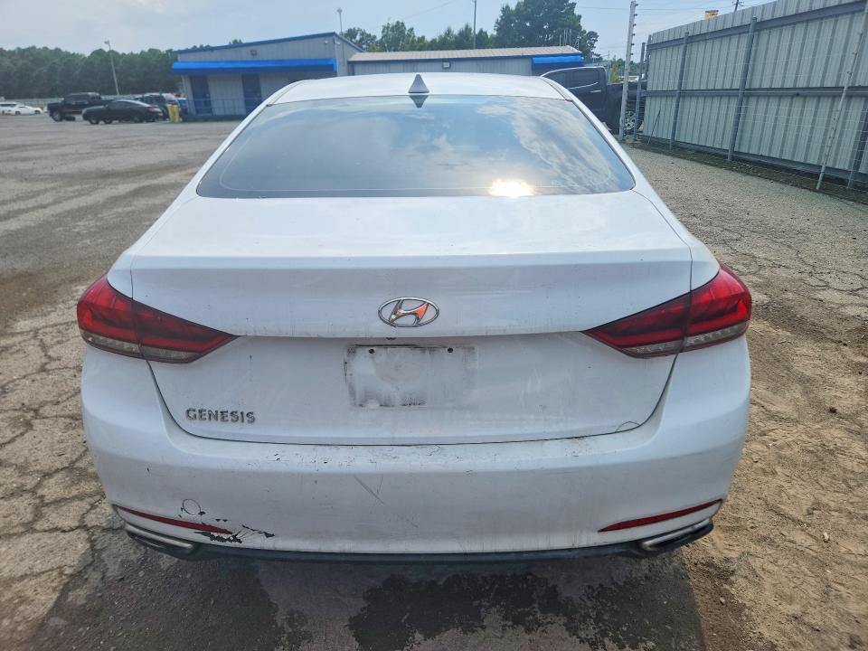 Photo 6 from auction – 2015 HYUNDAI GENESIS with VIN KMHGN4JE2FU058335