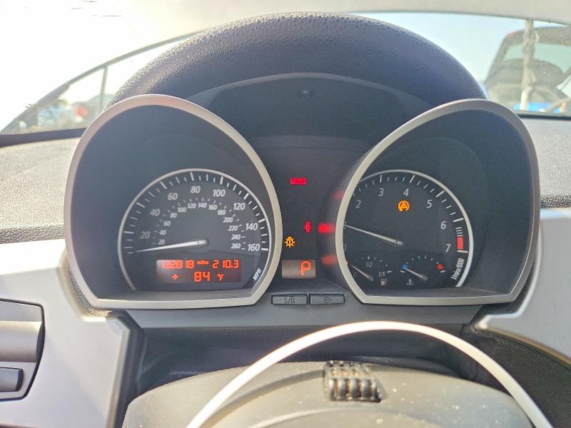 Foto 9 de la subasta – 2004 BMW Z4 con VIN 4USBT33524LS50752