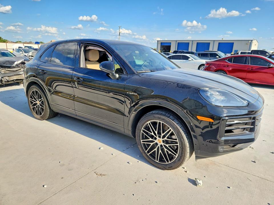 Zdjęcie 4 z aukcji – 2024 PORSCHE CAYENNE z VIN WP1AE2AY4RDA29933