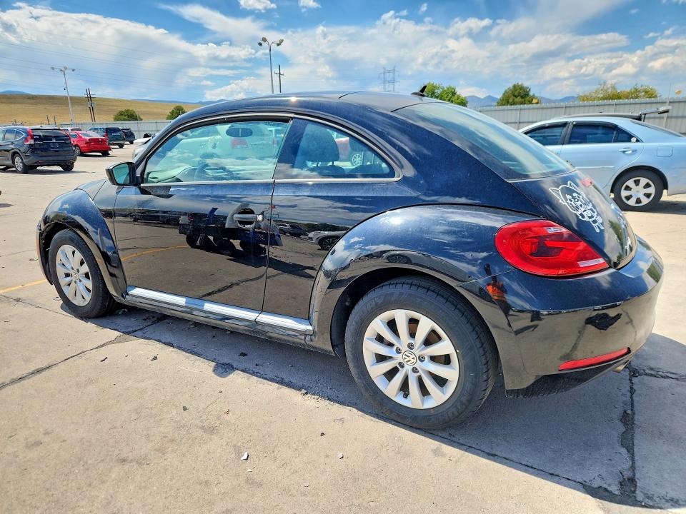 Photo 2 from auction – 2013 VOLKSWAGEN BEETLE with VIN 3VWFP7ATXDM689066