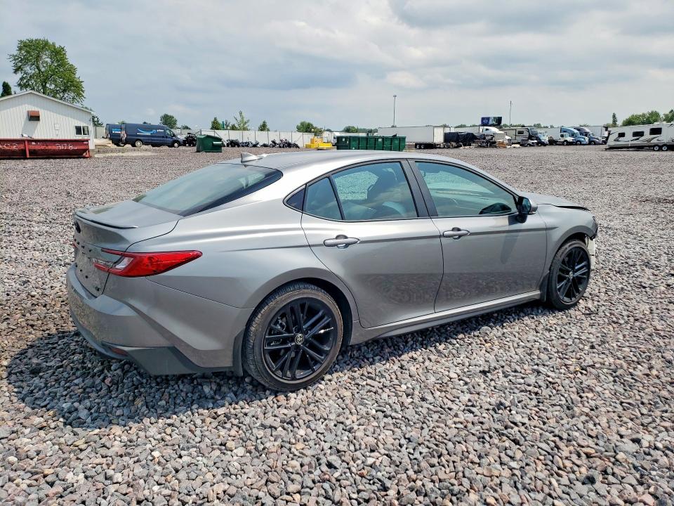 Photo 3 from auction – 2026 TOYOTA CAMRY with VIN 4T1DAACK1TU304352