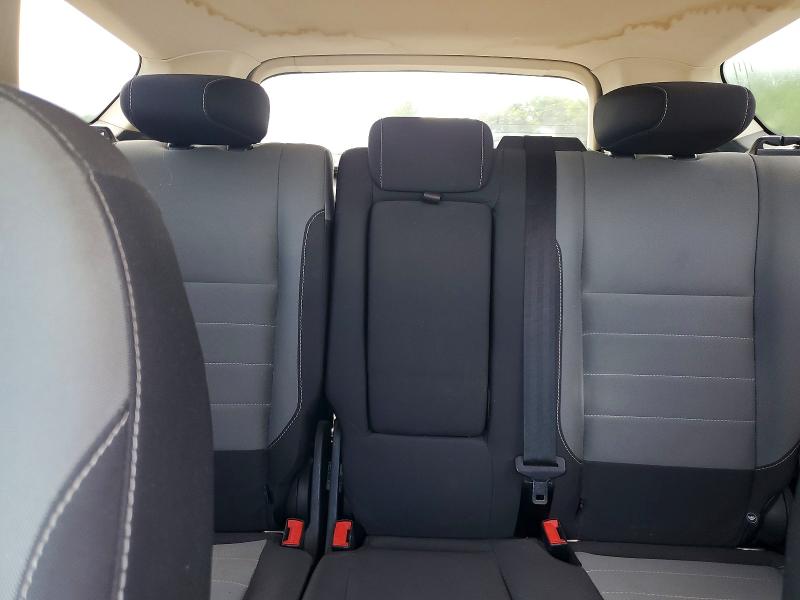 Снимка 10 от търг – 2016 FORD ESCAPE с VIN 1FMCU9G9XGUA34472