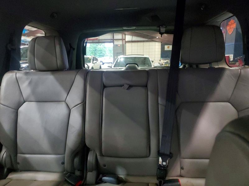 Photo 10 from auction – 2014 HONDA PILOT 4X4 with VIN 5FNYF4H75EB043770