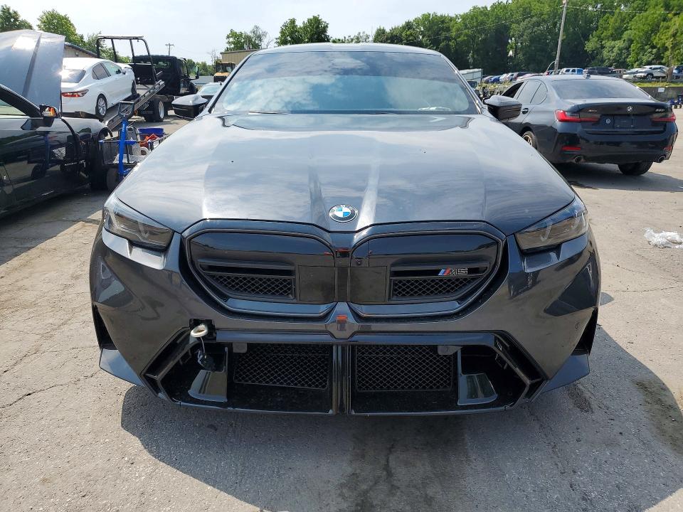 Photo 5 from auction – 2026 BMW M5 with VIN WBS83FK04TCV11572