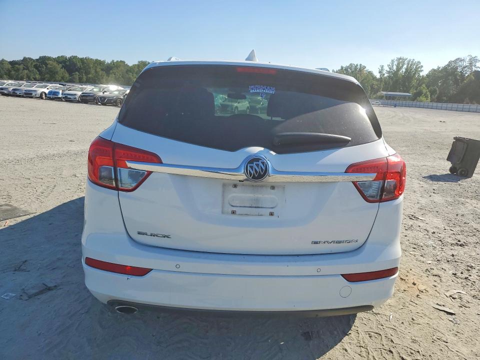 Photo 6 from auction – 2018 BUICK ENVISION with VIN LRBFX1SA0JD053582