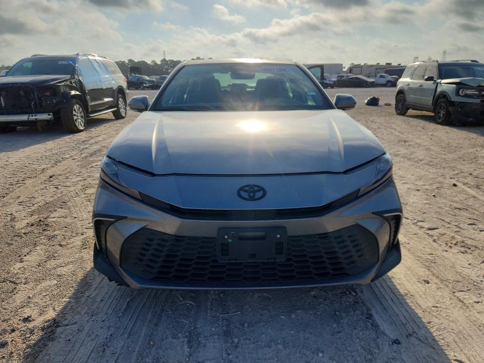 Photo 5 from auction – 2025 TOYOTA CAMRY with VIN 4T1DAACK7SU633832