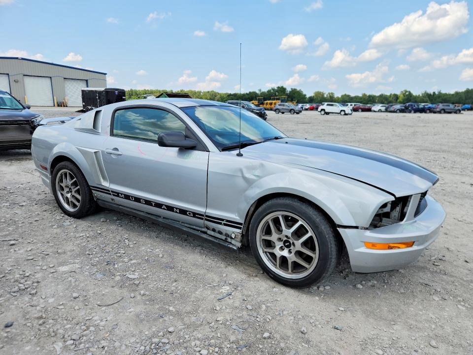 Photo 4 from auction – 2006 FORD MUSTANG with VIN 1ZVFT80N965164481
