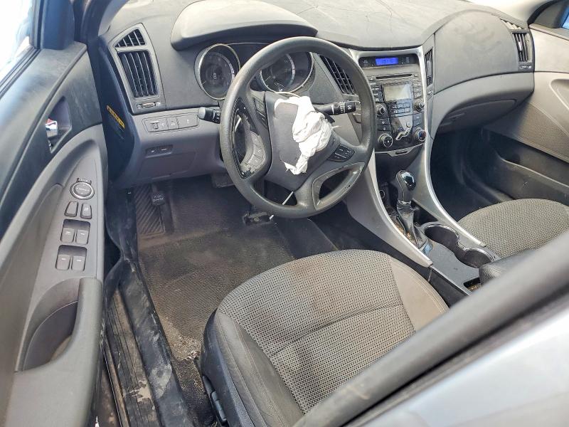 Photo 8 from auction – 2012 HYUNDAI SONATA with VIN 5NPEB4AC1CH400253
