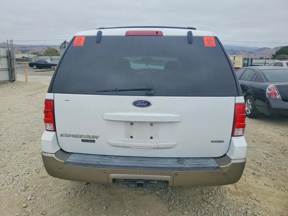 Photo 6 from auction – 2004 FORD EXPEDITION with VIN 1FMFU18L14LA96935