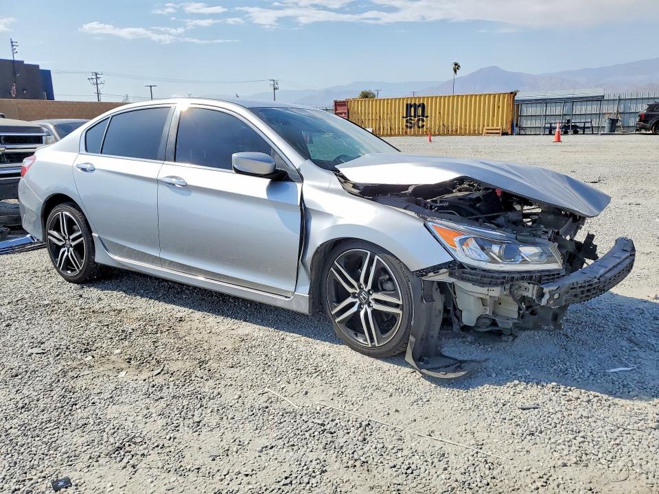 Photo 4 from auction – 2016 HONDA ACCORD with VIN 1HGCR2F59GA204755