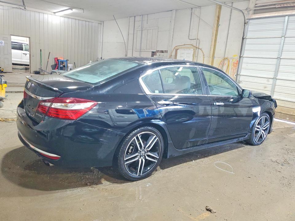 Photo 3 from auction – 2016 HONDA ACCORD with VIN 1HGCR2F52GA066847