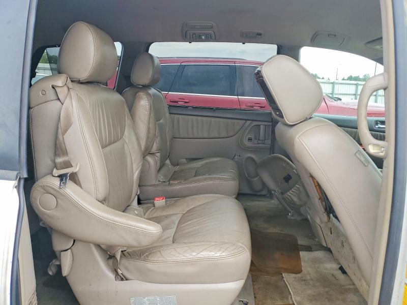 Снимка 11 от търг – 2008 TOYOTA SIENNA с VIN 5TDZK22C48S134278