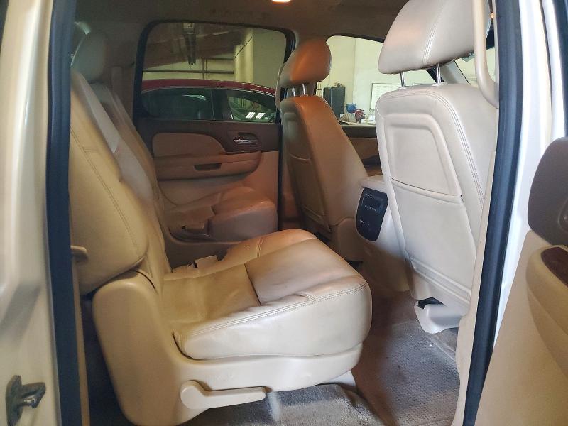 Photo 11 from auction – 2013 CHEVROLET SUBURBAN with VIN 1GNSKKE73DR104866
