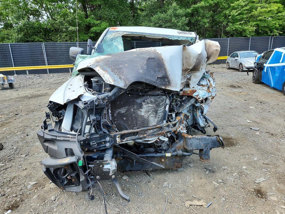 Photo 5 from auction – 2013 RAM 1500 with VIN 1C6RR7FT0DS577992