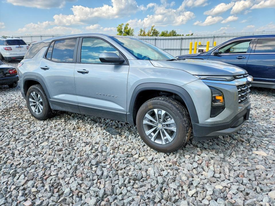 Photo 4 from auction – 2026 CHEVROLET EQUINOX with VIN 3GNAXPEG7TL154234